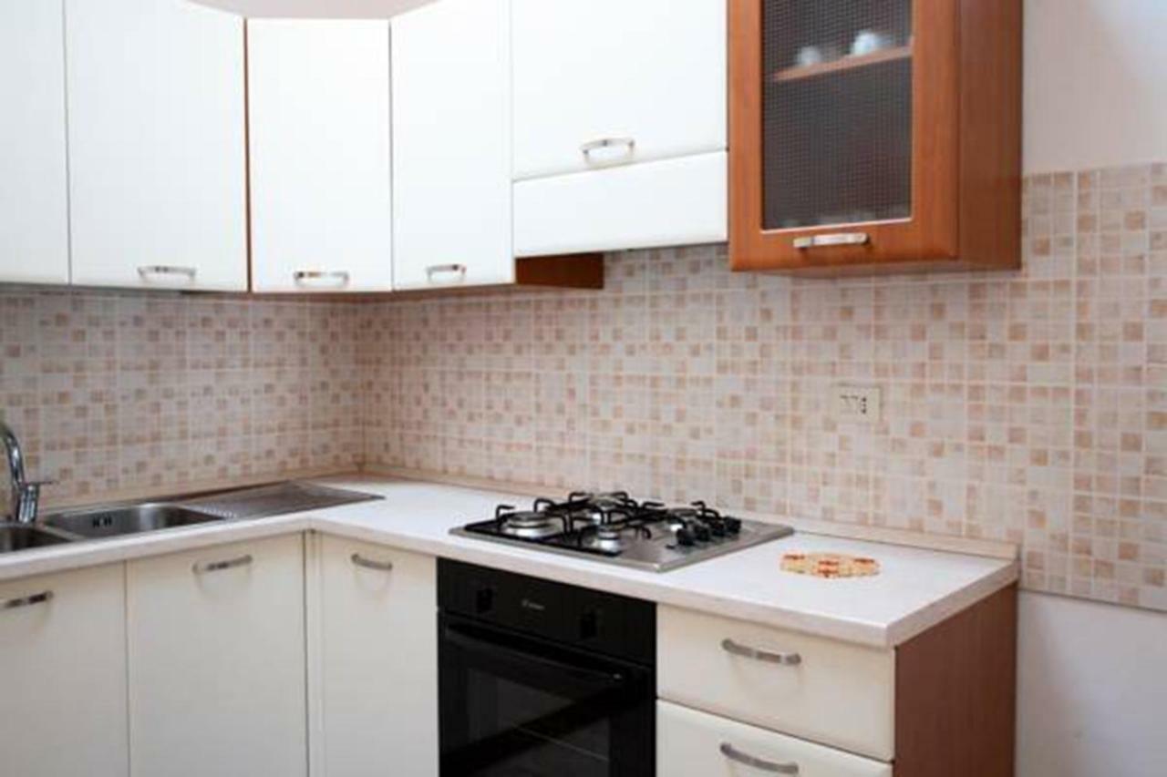 סנטו סטפאנו די קמאסטרה Bed & Breakfast Il Castellino מראה חיצוני תמונה